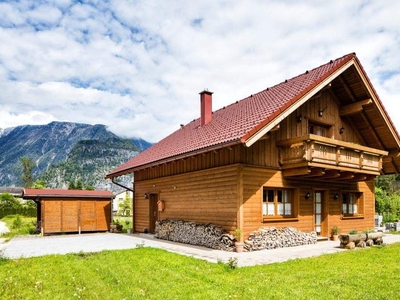 Neuwertiges Einfamilienhaus im berühmten Weltkulturerbeort Hallstatt im Salzkammergut!