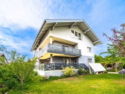 RaumWunder - Großes Mehrfamilienhaus in Straßwalchen bei Salzburg