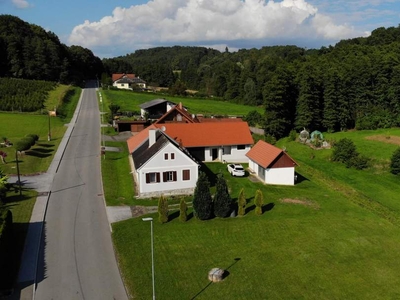 Renovierter schöner Bauernhof