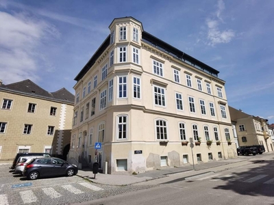 Stilvolle Altbauwohnung in Campus-Nähe! Altbaucharme und historischer Altstadtblick inklusive!