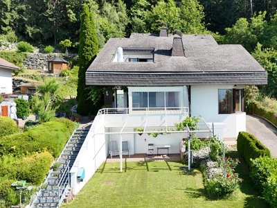 Geräumiges Haus mit Panoramablick am Weinberg in Völkermarkt