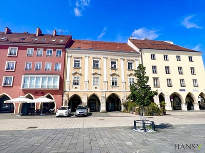 Preishit! Sanierungsbedürftige Praxis-/Büroräumlichkeiten direkt am Hauptplatz!