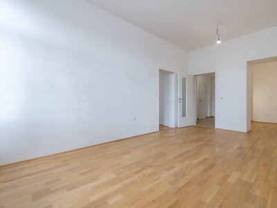 Betreutes Wohnen in Wiener Neustadt - 2 Zimmerwohnung mit Altbau-Charme (1/28)