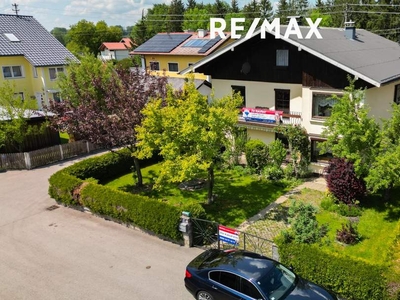 Weil die Lage zählt - Vor den Toren des Attersees. Älteres Einfamilienhaus in Bestlage in Lenzing