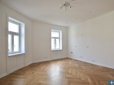 Drei-Zimmer-Altbau-Erstbezug! Eckwohnung in generalsanierter Liegenschaft nächst Schönbrunn und Meidlinger Hauptstraße