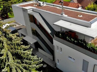 Exklusives Penthouse mit Luxusküche, Traumterrasse und 3 verschließbaren Carports in 8010 Graz - absolute Ruhelage!