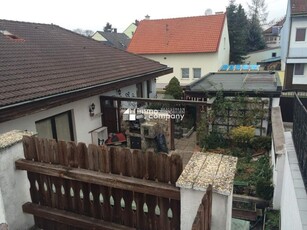 Schönes Zweifamilienhaus in top Lage in Neunkirchen