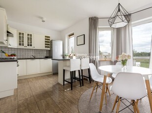 Urbanes Wohnen auf zwei Ebenen - Maisonette - Top Lage im 1. DG mit Balkon und Terrasse