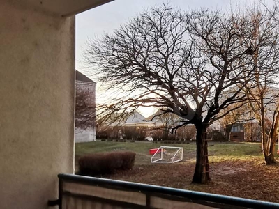 DEN SONNENUNTERGANG AUF DER LOGGIA GENIESSEN