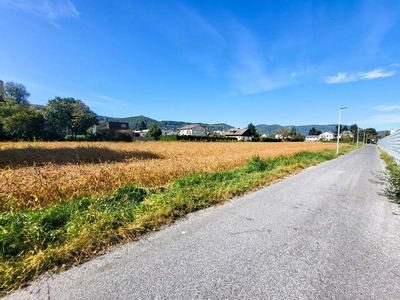 Ebenes Grundstück in Wetzelsdorf