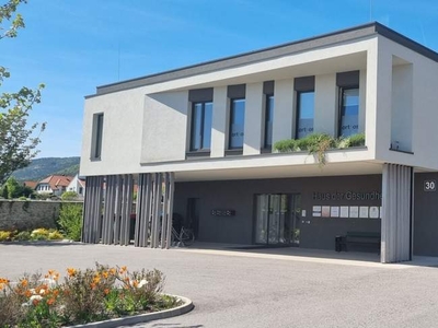 Im Gesundheitszentrum! Moderne Praxisfläche mit hochwertiger Ausstattung in Bad Fischau