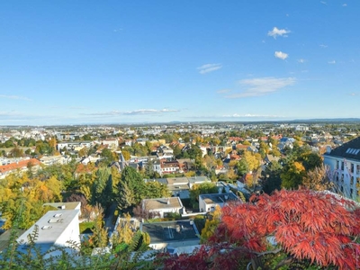 Top of the hill - atemberaubender Panorama-Fernblick von Ihrer Terrasse in Villengegend (Kfz-Abstellplatz inklusive)