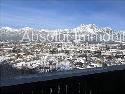 Altbestand mit viel Potential in bester Wohnlage von Saalfelden! Großer Garten, Garage, Swimmingpool