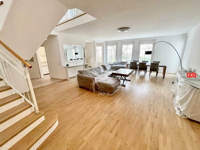 Attraktive 168,5m² Dachgeschoss-Maisonette mit 18,6m² Terrasse, Tiefgaragenplatz & Weitblick