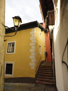 Charmante 3,5-Zimmer-Wohnung im historischen Stadtkern von Hallein!