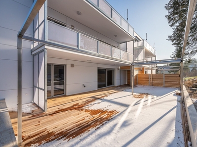 umweltfreundliches Wohnen: moderne helle Familienwohnung mit Garten/Terrasse; *Villa Dostal* ab sofort *