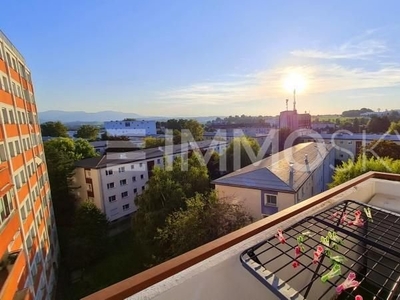 Inmitten der Stadt mit Blick ins umliegende Grün!