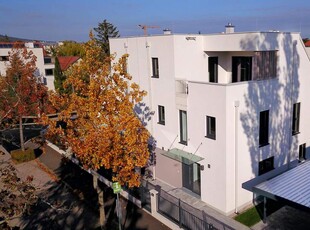 ERSTBEZUG - Doppelhaushälfte mit phänomenaler Dachterrasse!