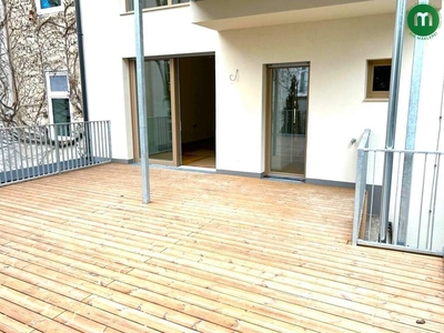 ERSTBEZUG barrierefrei: 3 Zimmer + MEGA 44 m² Terrasse