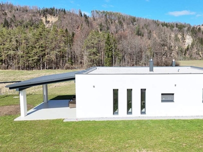 Moderner Bungalow in sonniger Lage mit großzügigem Grundstück