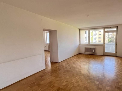 Top Lage! Große 5-Zimmer-Wohnung mit TG Parkplatz in der Leechgasse