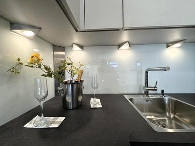 Moderne City-Wohnung mit hohem Freizeitangebot // Modern city apartment with a wide range of leisure activities //