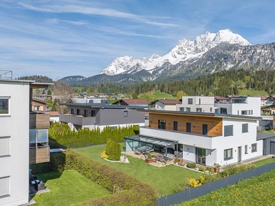 Modernes Mehrfamilienhaus in Toplage