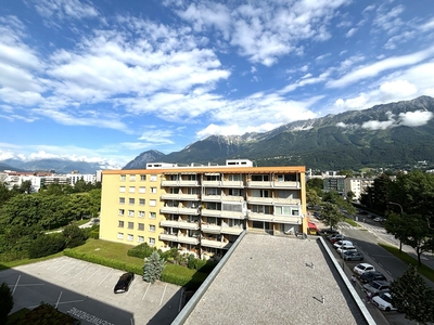 Helle 2-Zimmer-Wohnung in Innsbruck mit verglaster Loggia und beeindruckender Aussicht