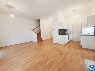 Moderne Maisonettewohnung mit Eigengarten!