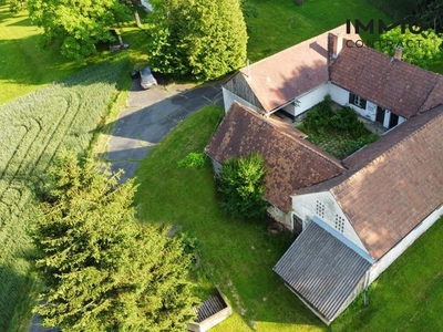 Klassischer, schöner Vierkanthof im Tiefschlaf - Ruhige Grünlage - Zentrumsnah