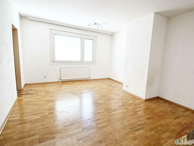 Helle 2,5 Zimmerwohnung nahe U1 Kagranerplatz!