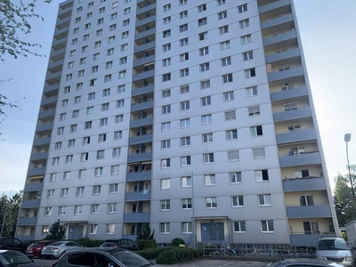 unbefristete 3-Zimmer-Wohnung mit Loggia in St. Pölten