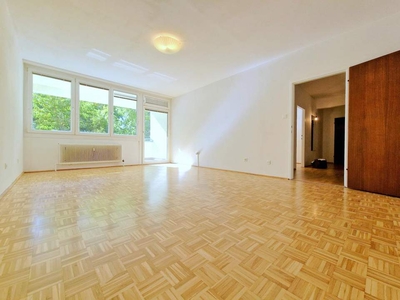 Bezugsfertige 3-Zimmer-Wohnung mit Loggia in absoluter Ruhelage in der Südstadt