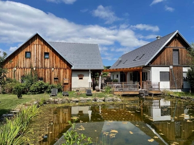 Nähe Riegersburg: Hof mit Schwimmteich - 6er Frühstückspension - Pferdehotel - Pferdehof