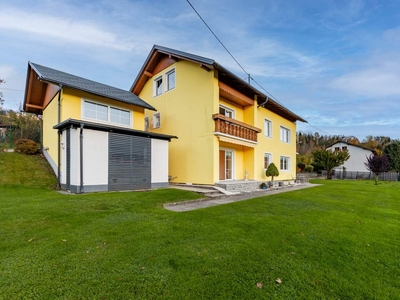 Tolles Haus in Seeboden-Lieseregg. Sonniges Grundstück. Samt Einliegerwohnung.