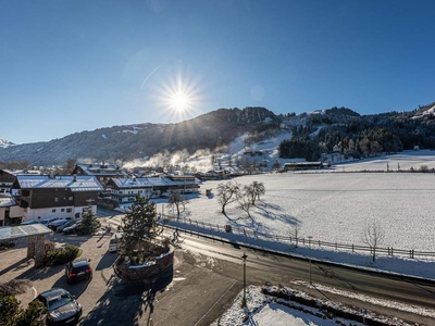 Grandiose Dachgeschosswohnung mit Blick auf die Streif