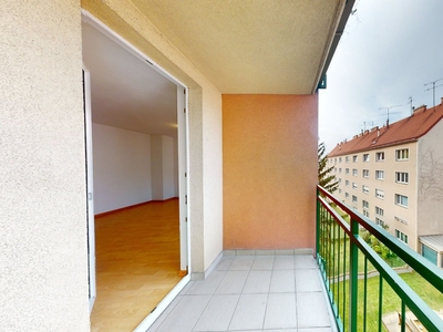 Helles Single Apartment inkl. Balkon und Gemeinschaftsgärten