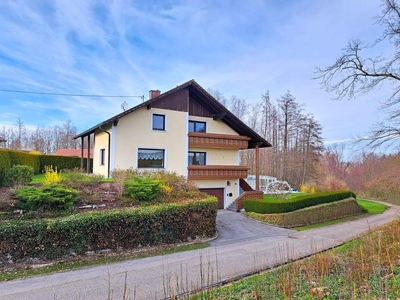 bezugsfertiges Einfamilienhaus mit Pool-Halle, Garten, Terrasse und Garage - Ruheoase in Wolfern