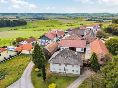 INNVIERTLER VIERSEITHOF IN PANORAMALAGE NÄHE RIED IM INNKREIS!