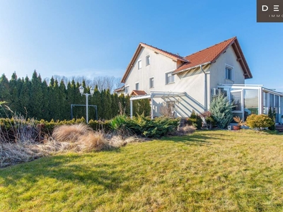 Idyllisches Mehrfamilienhaus mit Garten und Terrasse in Obersiebenbrunn - Perfekt für Familien und Investoren!