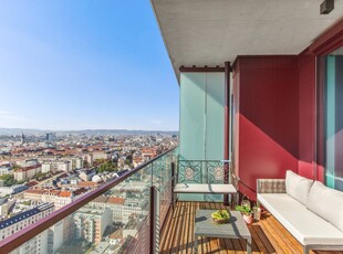 Moderne 3-Zimmer-Wohnung mit großem Balkon, Rooftop-Pool und Panoramablick